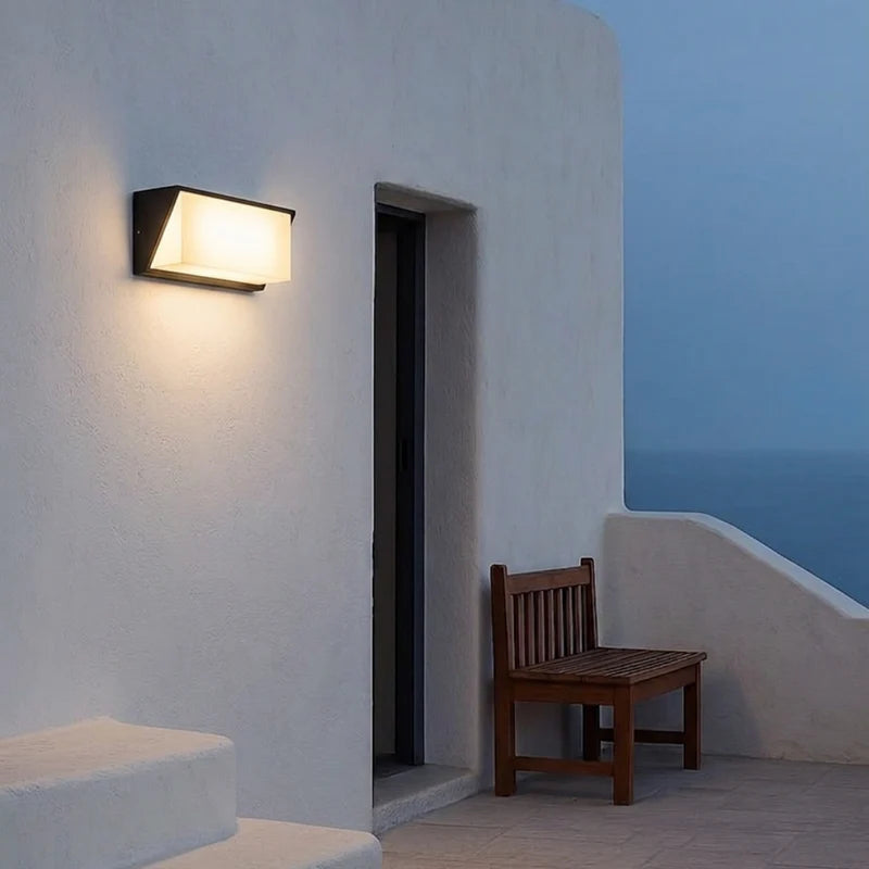 Outdoor Wall Lamp Box A343